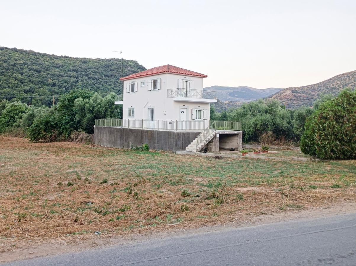 Zoi'S Hοuse.Vacation Home In Mani Near Vathi Beach Exteriér fotografie